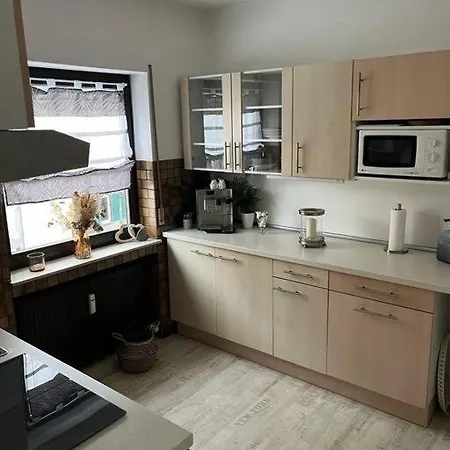Apartment 2-zimmer 80qm Bis 4pers. *